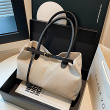 时尚腋下大包包女2025新款潮韩国复古手提包大容量通勤单肩布包