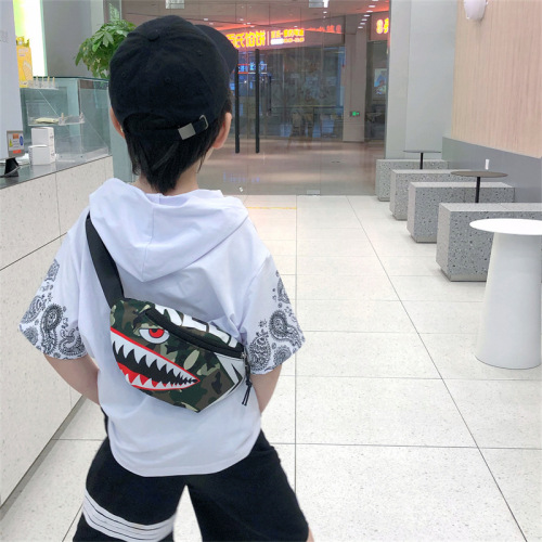  New Boys Crossbody Chest Bag Kindergarten Kids Cartoon Cute Shark Bag Boys and Girls Travel Canvas Bag