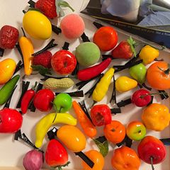 ネットの赤いヘアピンの1元は露店を出しておかしなシミュレーションの果物の野菜のヘアピンのパーティーの趣味の頭飾りの子供のヘアピンのヘアピンのカードを作ります。
