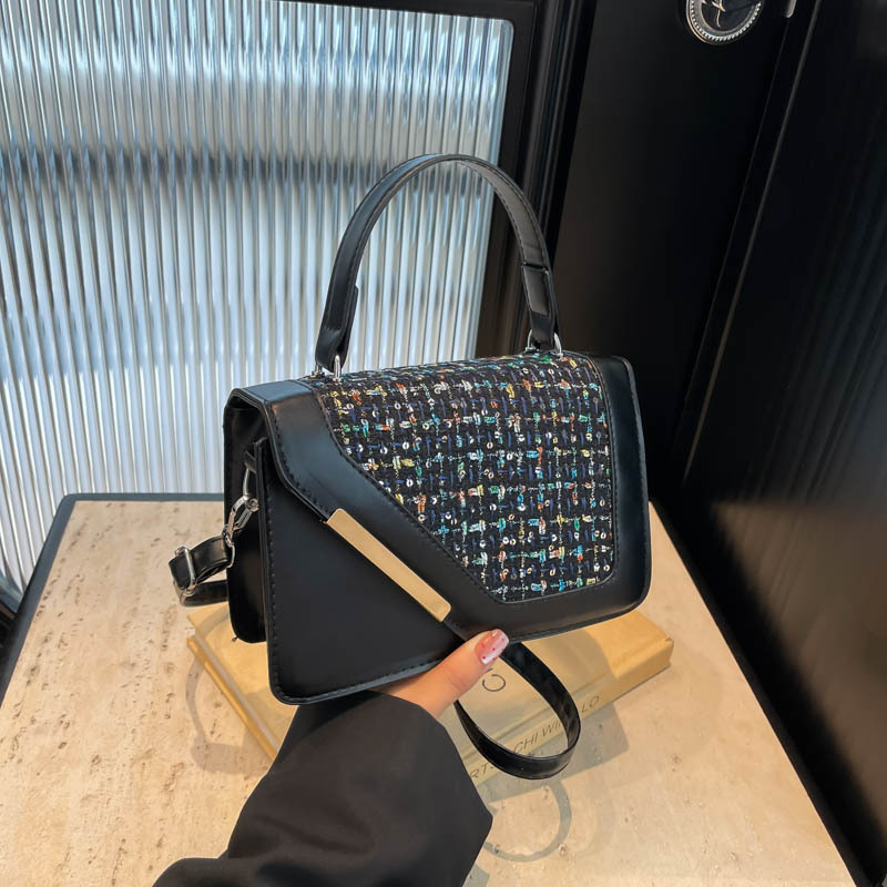 Mochila de moda de estilo extranjero 2024, nueva bolsa de estilo nicho, bolso de hombro de estilo extranjero.