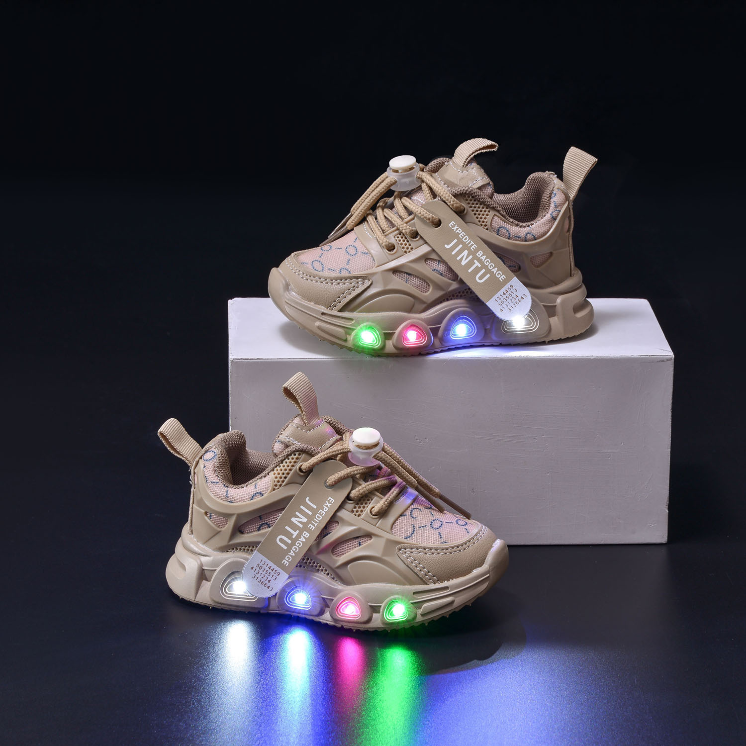 Spring and Summer New Kidsren's Luminous Cloth Boys' Sports Shoes 1-6 Years Old Led Light Shoes Casual Girls Toddler Light Shoes