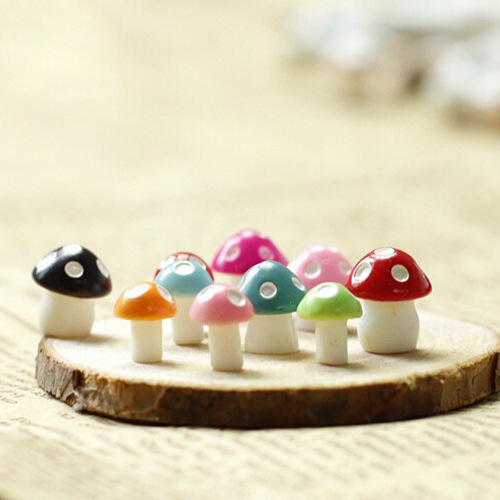 Moss micro landscape decorative ornaments mini resin mushroom DIY landscaping doll trumpet 3.6 dots