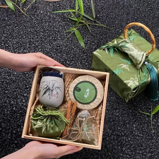 2025 Dragon Boat Festival Portable Wooden Box Zongzi Salted Duck Egg Specialty Advanced Feeling Accompanying Gift Packaging Gift Box
