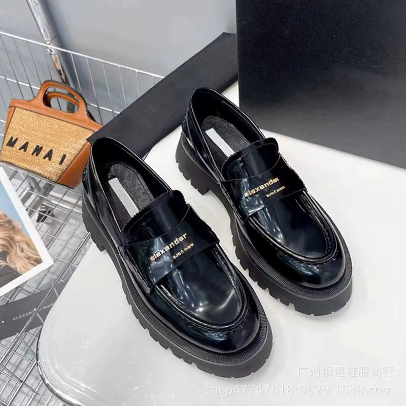 Лоферы на толстой подошве 5cm года в одном стиле с металлическими буквами, лоферы без шнуровки напрямую от производителя P hair