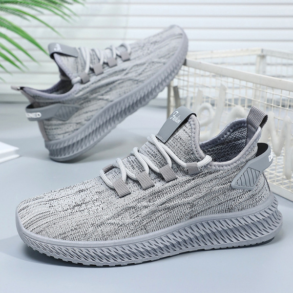 Summer trend sports sneakers