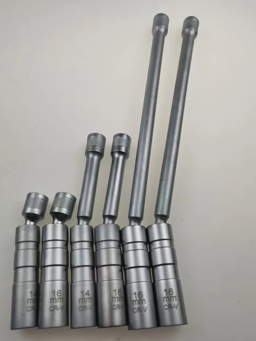 Bujía de encendido adecuado para Nissan BMW Volkswagen Mercedes-Benz ultrafino bujía universal herramienta de desmontaje