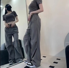 アメリカの工装ズボン女2024夏の新型ファッションデザイン感がゆったりしていて、やせています。