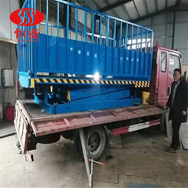 车载升降卸猪台养猪场中转装猪台移动出猪台装牛台装羊台升降猪台