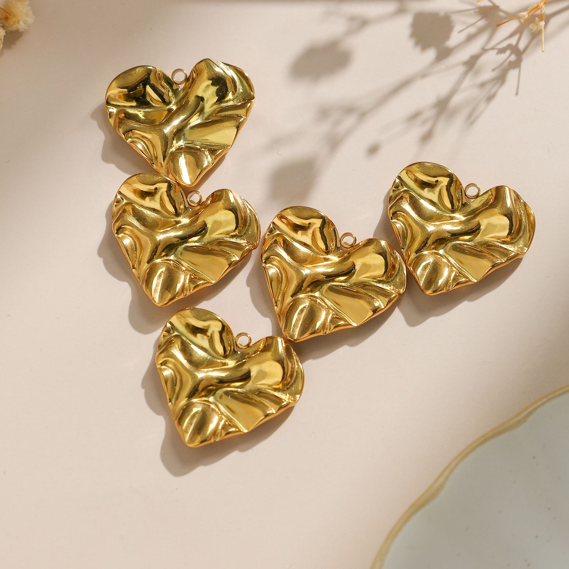 Heart Shape Pattern 5 PCS/Package 304 Stainless Steel Heart Shape Pendant
