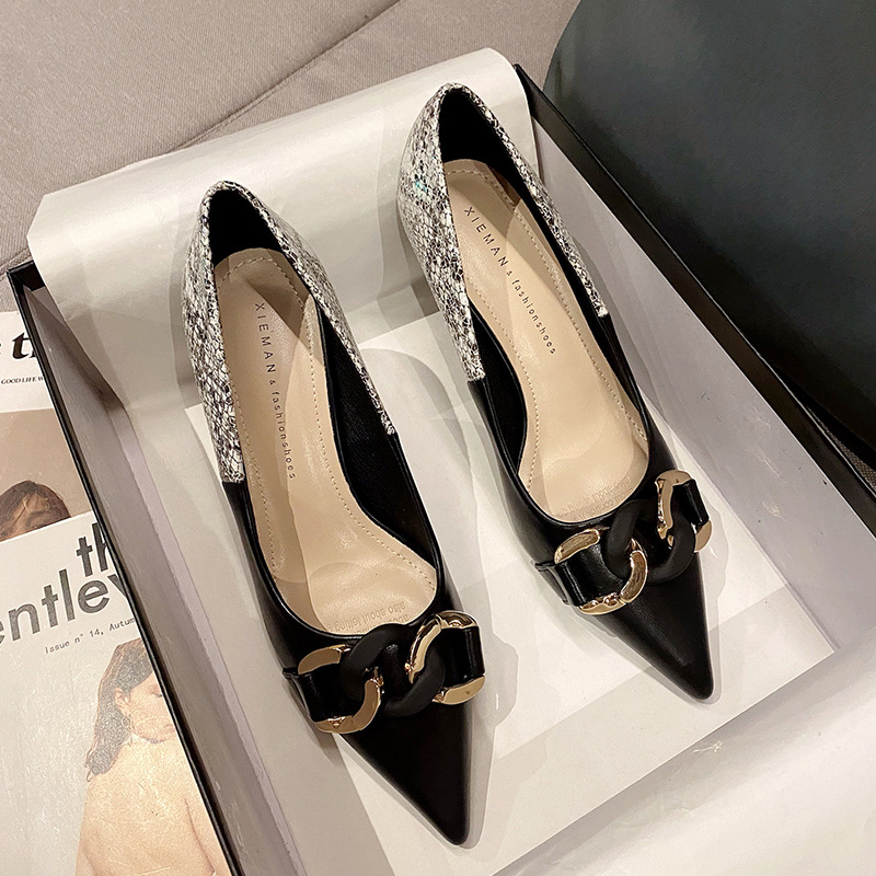 7306 Été 2022 Talon fin Pointu Bas Haut Quotidien Taille Unique Couleur Unie Noir Non fatigant Édition Coréenne Talons Hauts_voghion.com