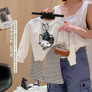 2026新款春秋女童KT猫短袖T恤套装爆款条纹喇叭长款裤印花套装