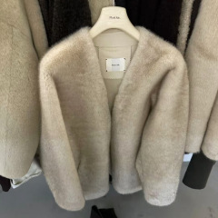 フランス式の怠惰でゆったりとしたシミュレーションの毛皮 ~ 毛皮の一体シルクのミンクの毛の冬の新型の毛羽のコートY836