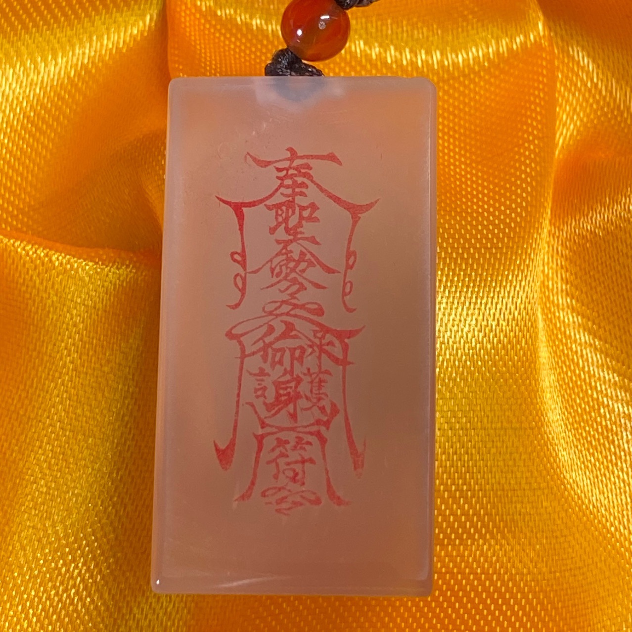 다양한 옥, 다양한 룬, 공예품, 레이저 마킹 머신, UV 조각 및 기타 예술 작품의 컴퓨터 조각