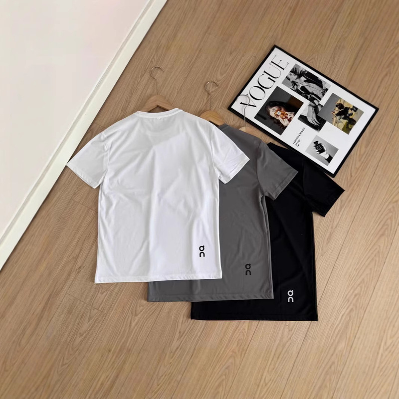 On アンパ Tシャツ 半袖 スポーツ テクノロジー 全天候型 速乾性 多機能 半袖 Tシャツ 男女兼用 卸売|undefined