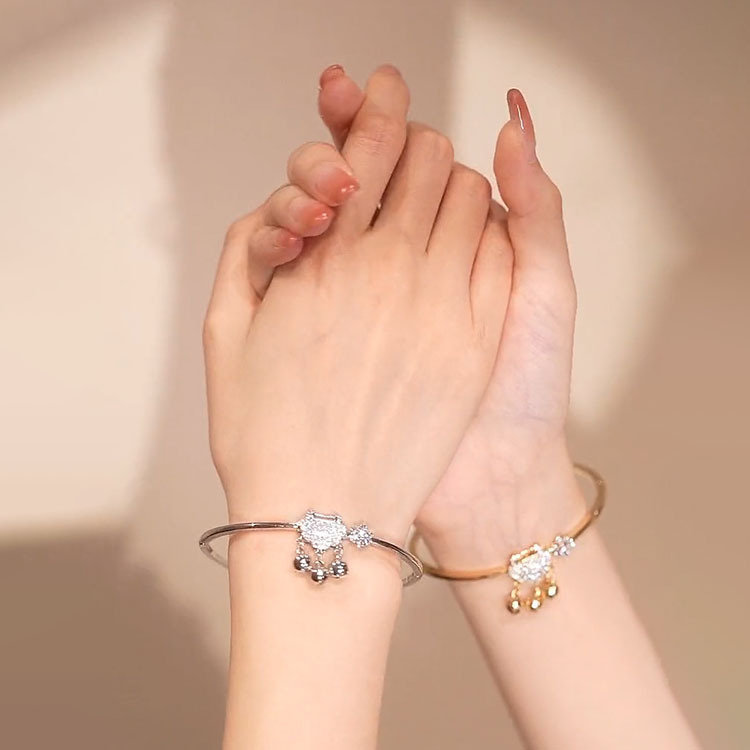 Ancient-style Peace Women, Chimeing With Each Step, Exquisite And Luxurious, High-end Longevity Lock Bell Bracelet For_voghion.com