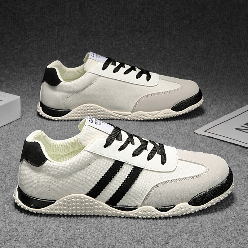 Zapatos de hombre verano 2025 nuevo estilo de cuero para hombres al aire libre zapatos casuales cómodos con lazos planos zapatos deportivos antideslizantes Agan