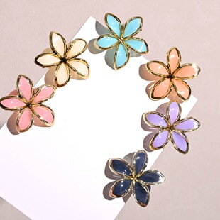 �n��r�н�߅��ɫ�ٴ��u��������A����Ů��߅�Aץ�A�l�A�l����l