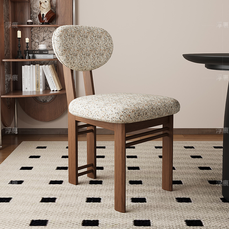 Silla de comedor de madera maciza entera, restaurante doméstico, silla trasera de tela de algodón y lino, restaurante de hotel, mesa y silla de comedor de cuero de microfibra, taburete