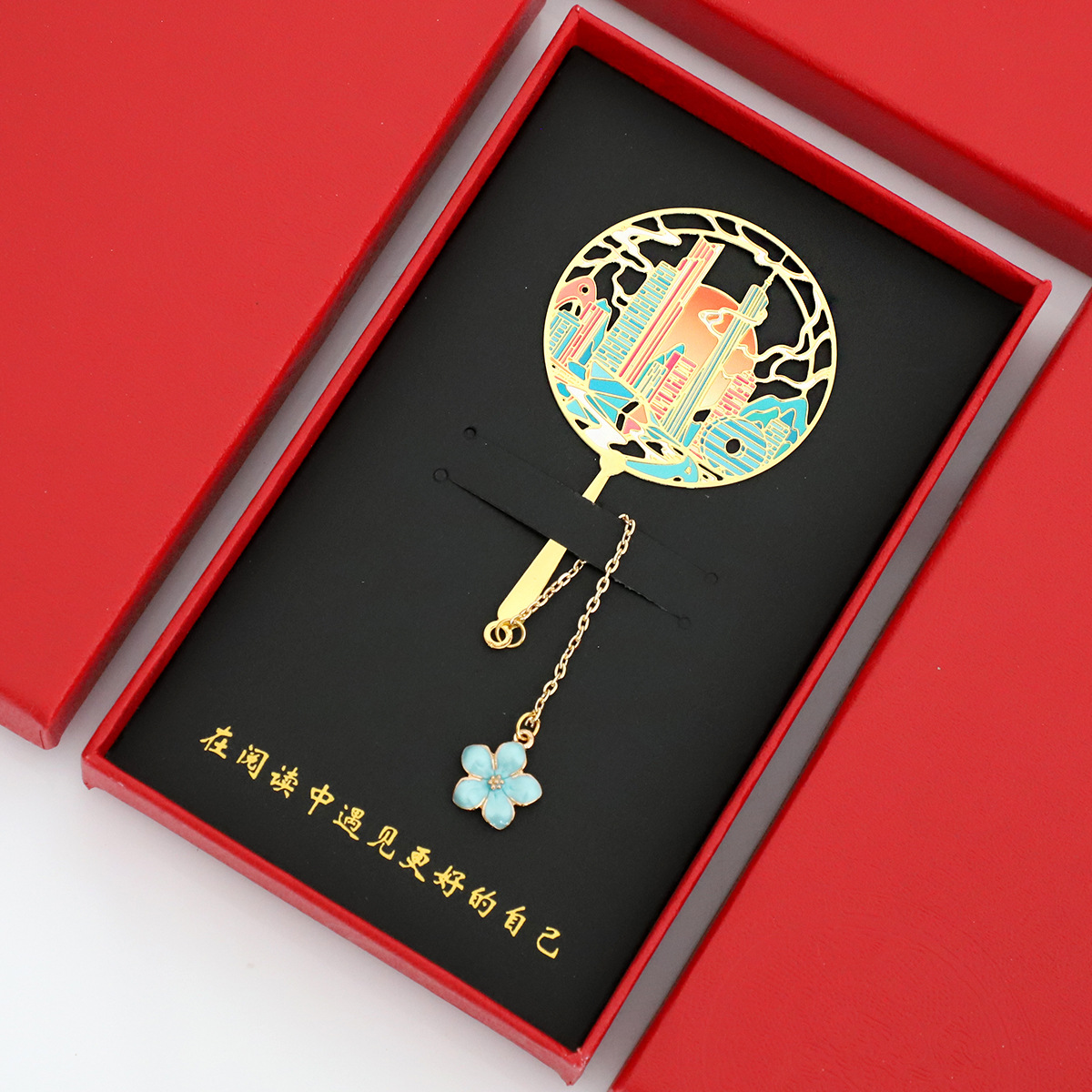 Guangzhou Tower pendant (red box)
