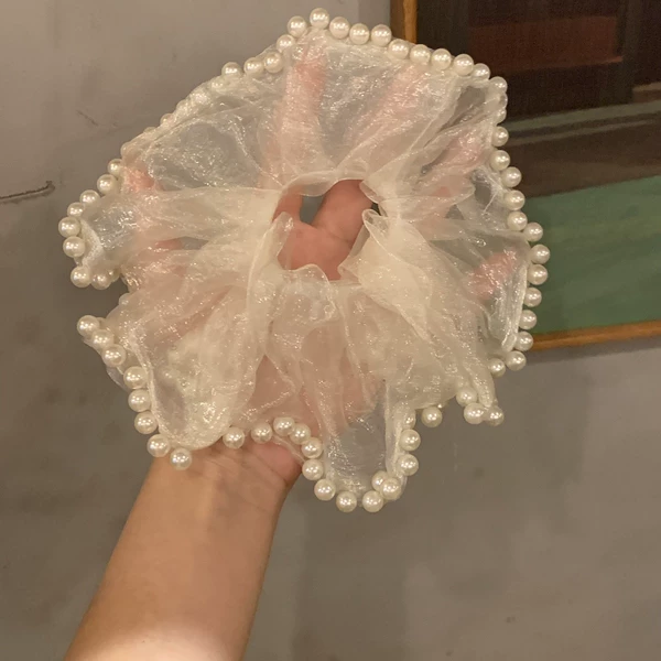 White pearl hair rope