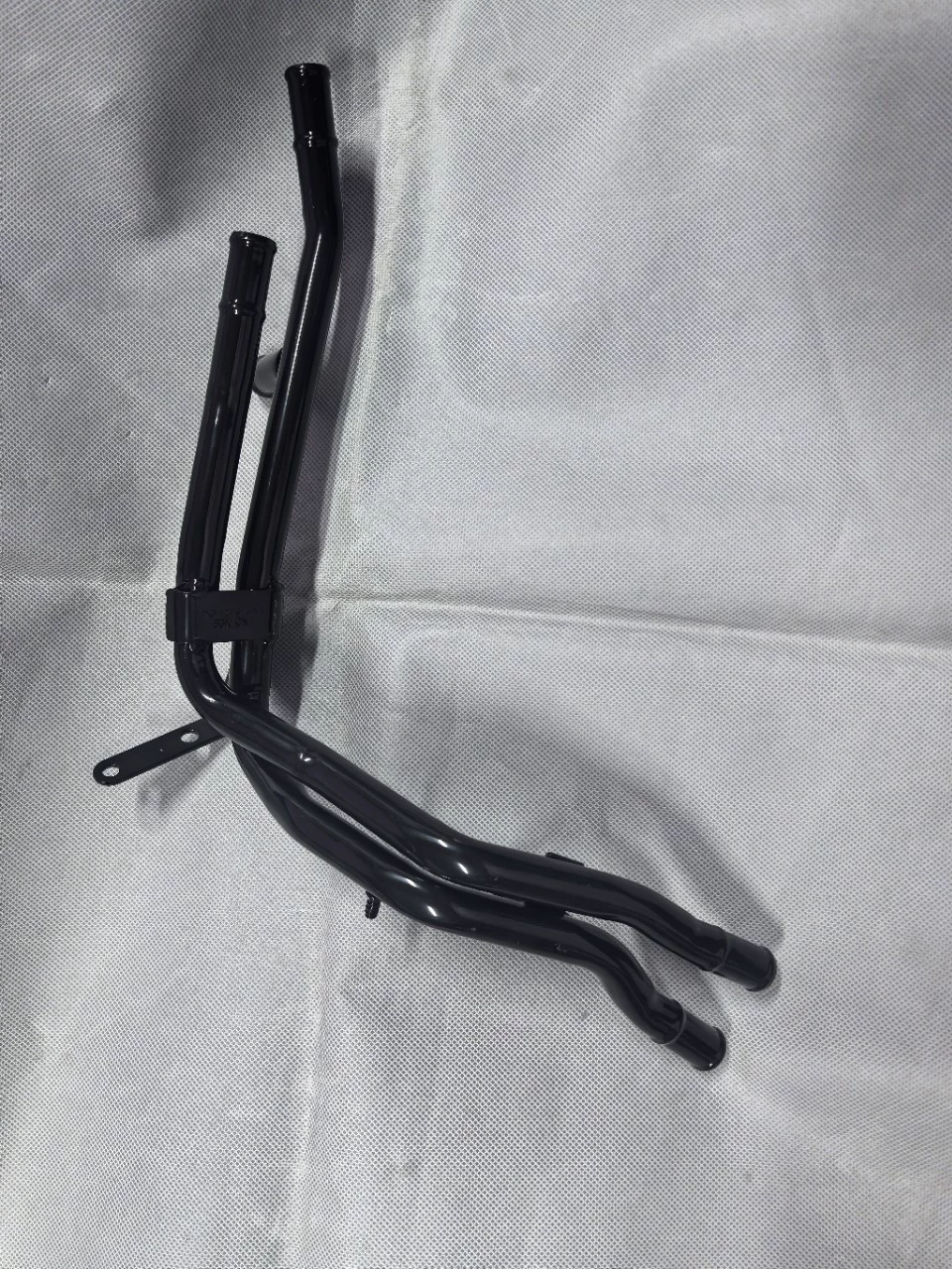 1K0121070A 1K0121070BM 1K0121070BH Подходит для Audi Tiguan Golf Железная водопроводная труба