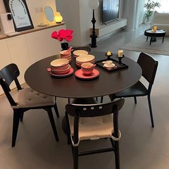 フランス式商談テーブル岩板円形食卓純白現代シンプル円卓小戸型家庭用食卓と椅子の組み合わせ