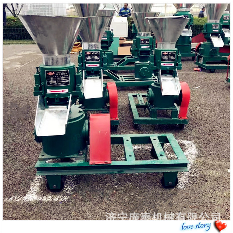 柴油版饲料颗粒机家用电机直连式秸秆制粒机长短可调的青草造粒机