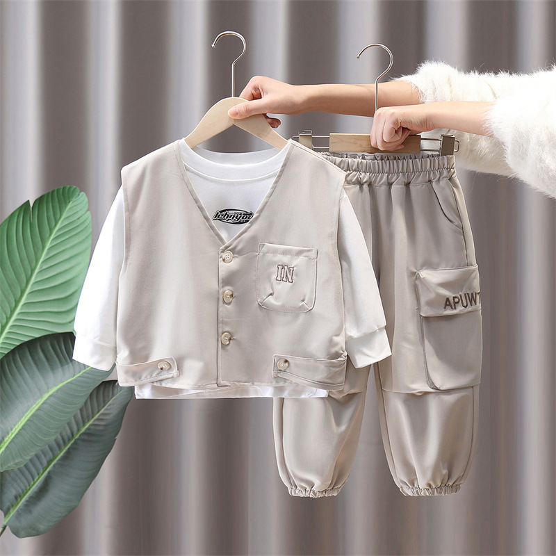 7091 traje de primavera para niños 2025 nuevo chaleco de moda occidental para niños de tres piezas ropa casual de primavera para niños