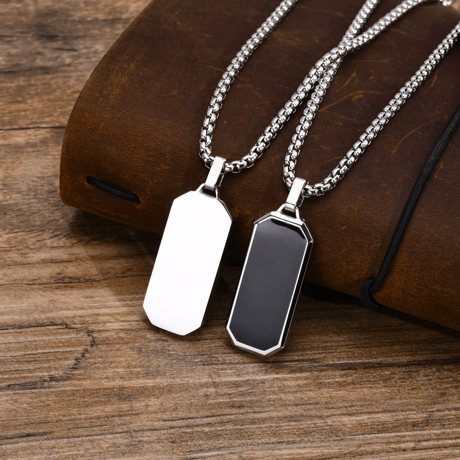 Chencui Men's Necklace, Stainless Steel Drop Glue Hanging Tag, Smooth Plain Pendant, Geometric Fashion and Simplicity_voghion.com