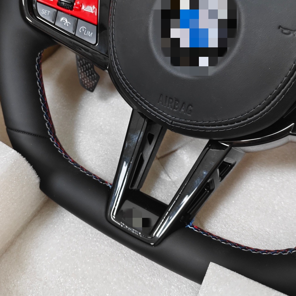 Suitable for BMW 1234567 series F10F20F30 G20G30 modification and upgrade to red CS steering wheel assembly