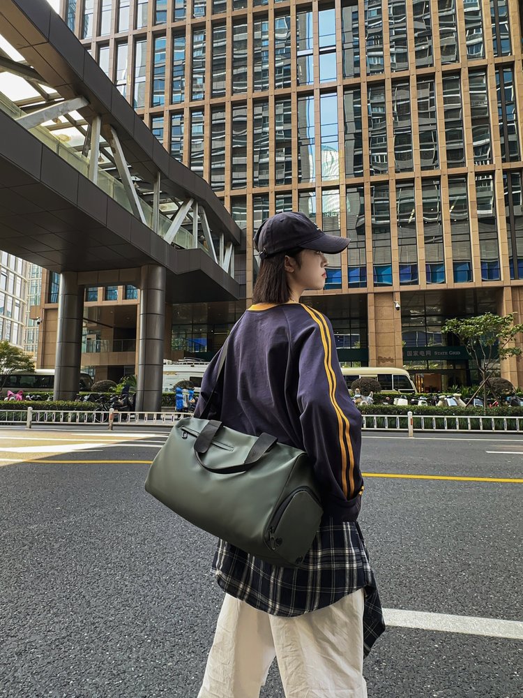 2024101714321011248310w1280h1707_750x750