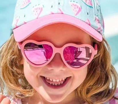 50g Weight Full Frame Glasses Structure Sunglasses Classification Ac, UV400 Protection Lens Material Special-Shaped Mirror Glasses Style Casual, Travel Occasion Heart Shape Pattern Children Unisex Gender Cute, Sweet Style Grey, White Color Cute Sweet Heart Shape Ac UV400 Protection Special-Shaped Mirror Full Frame Kids Sunglasses 3