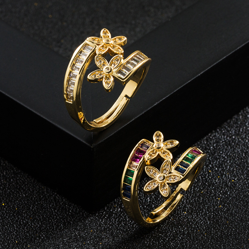 Fashion Copper Gold-plated Micro-inlaid Zircon Geometric Flower Ring display picture 2