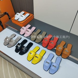 �R�Ҹ߰汾 25�ļ��¿�С�y���i��һ����Ů�⴩ɳ�����eƽ����Ь