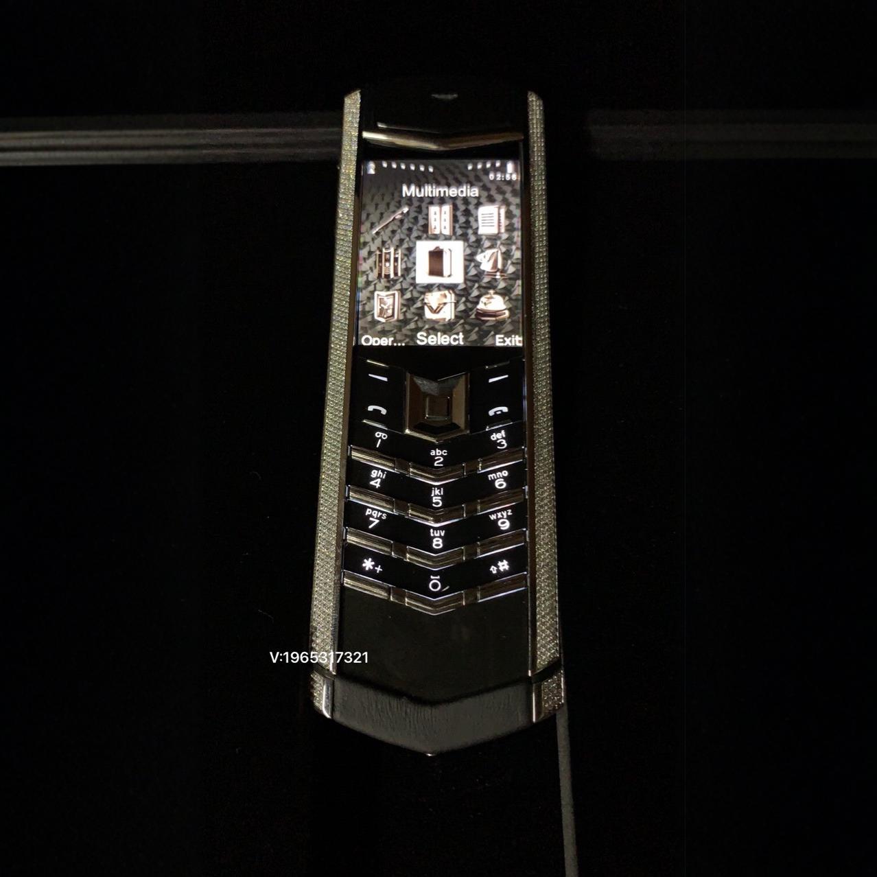 带俄罗斯语总裁手机Vertu signature 多国语言 功能手机