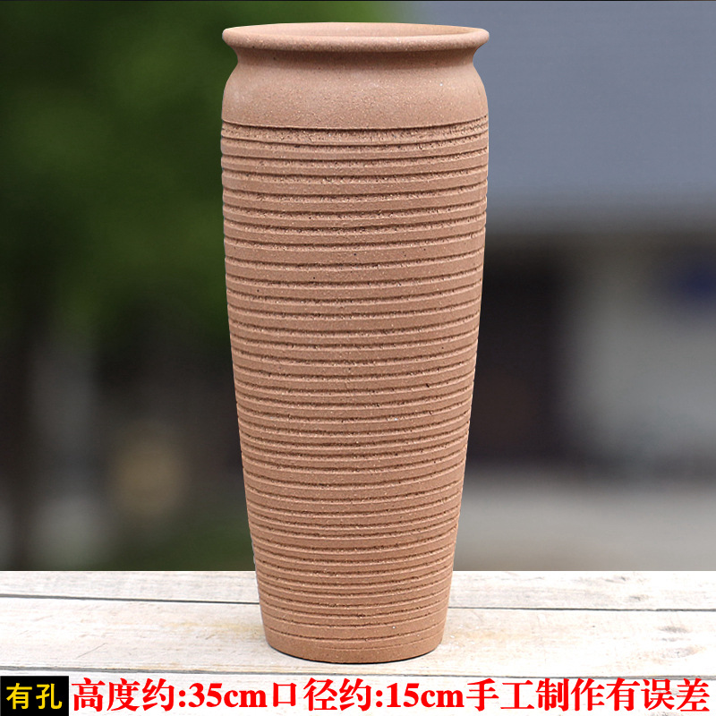 vasijas de cerámica de tierra absorción de agua, vasijas de cerámica transpirables, flores frescas, plantas verdes en el desierto, rosa, ciruela triangular, vasijas de cerámica de estilo retro