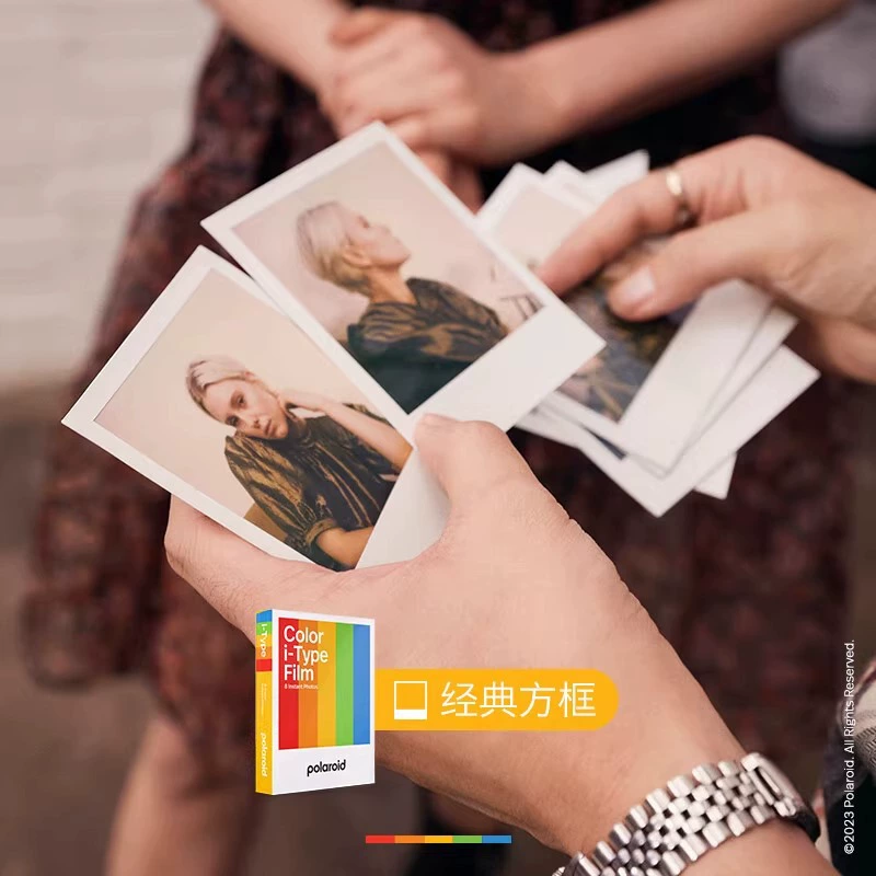 Polaroid, camera