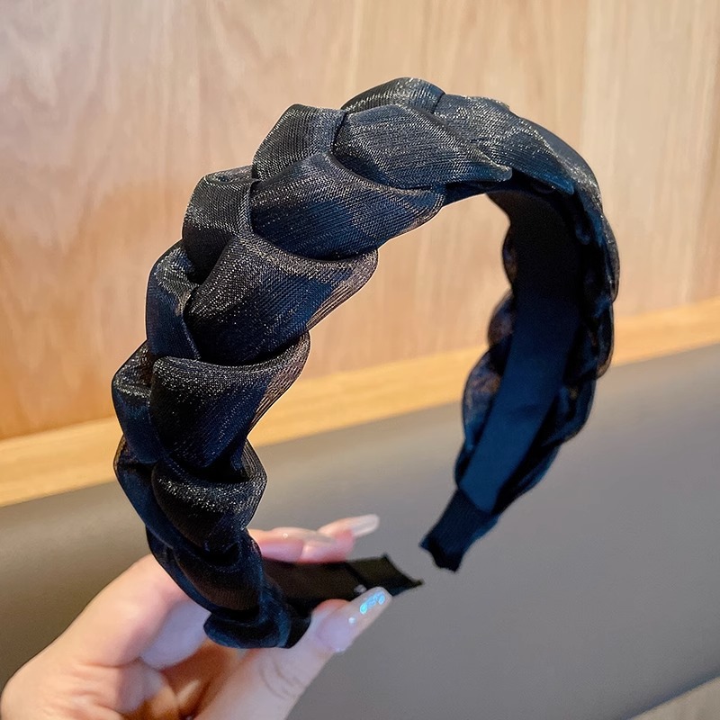 Trenza de malla negra negra.