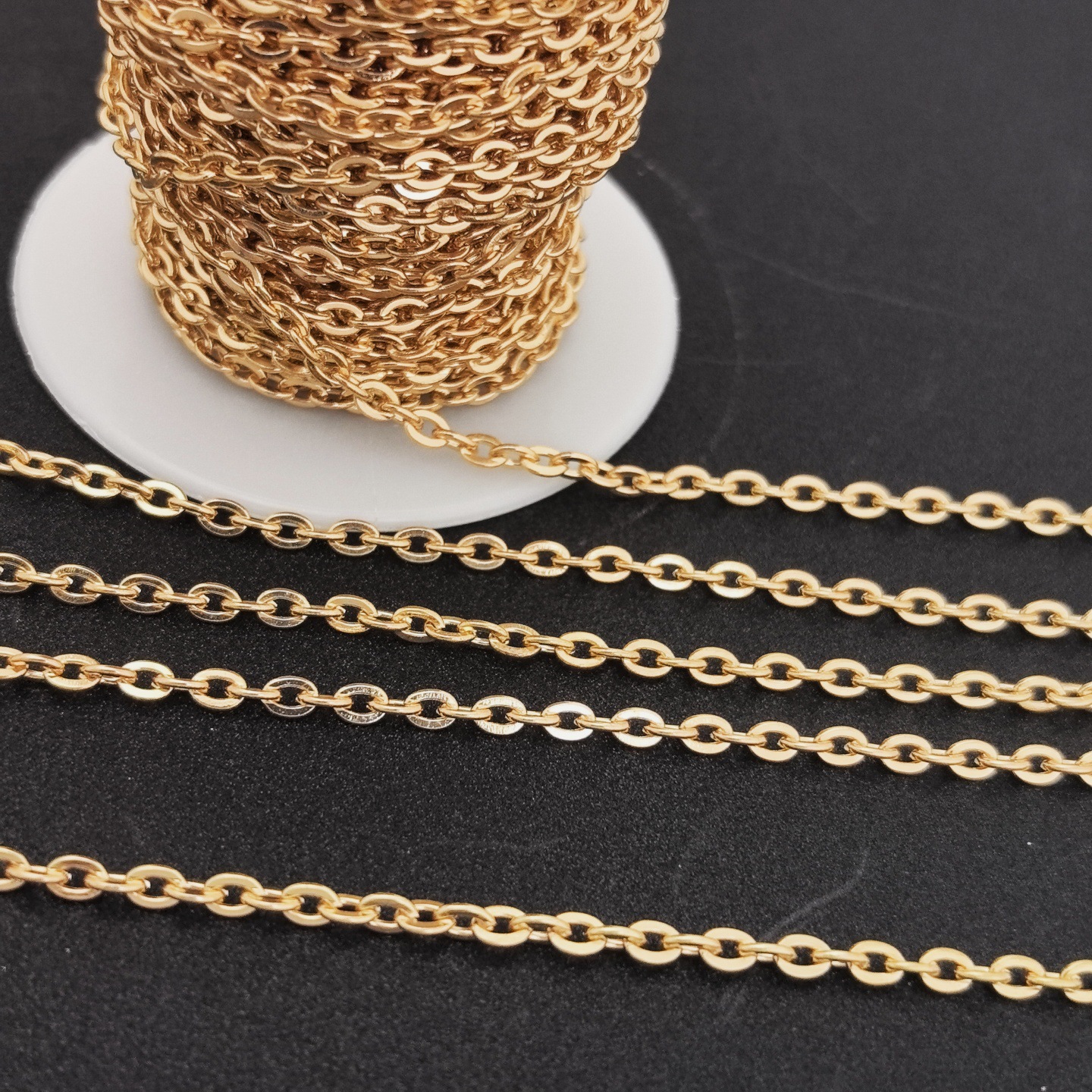 304ステンレス角線十字o型唇チタン鋼チェーンdiyネックレスブレスレット眼鏡鎖飾り卸売り