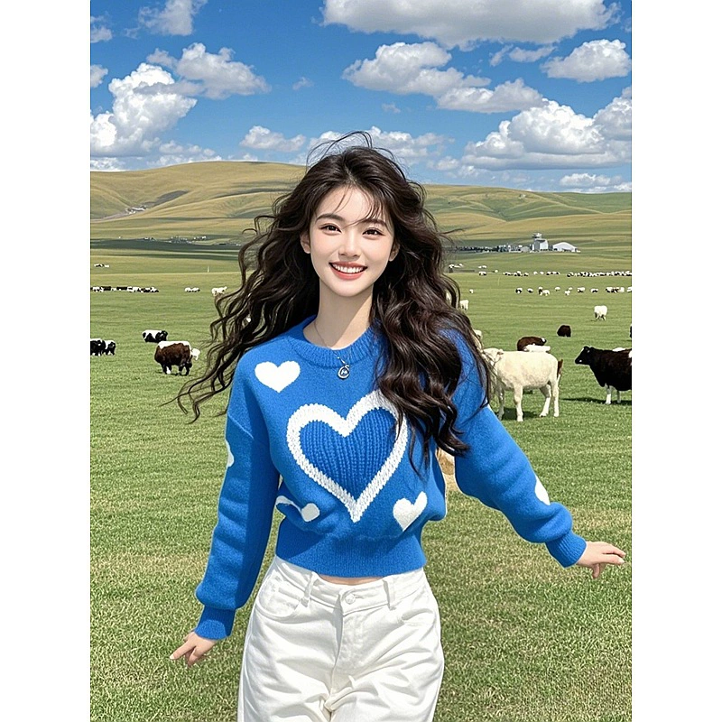 2024 Ранняя осень новый маленький сладкий минус возраст супер красивый синий любовный свитер вязаный свитер женский короткий топ
