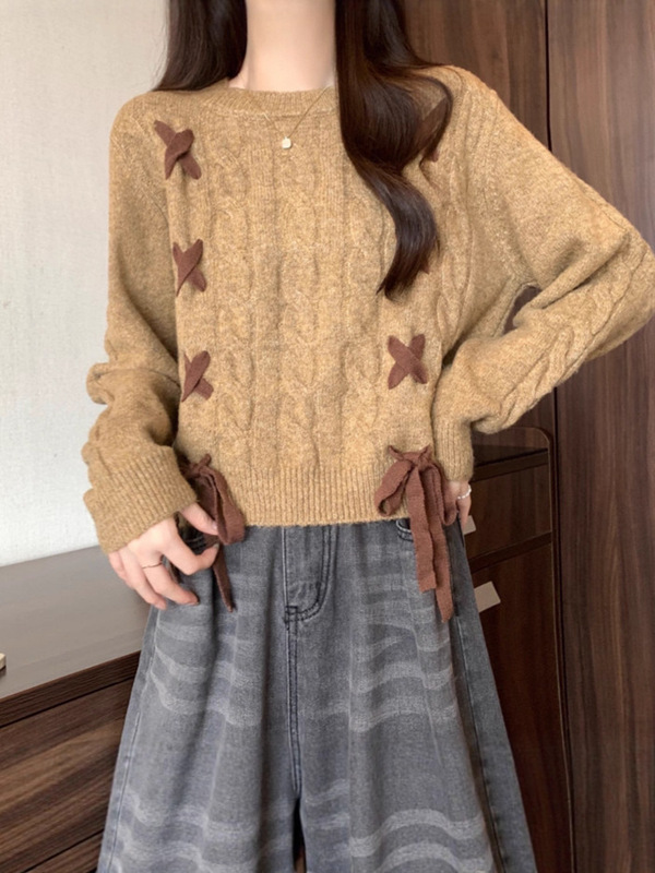 设计感麻花系带毛衣套头女2025秋冬新款软糯百搭别致圆领针织衫潮|undefined