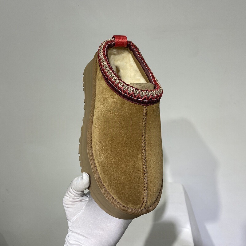 Women's Snow Boots 2026 New Autumn and Winter Style, Fleece-Lined Warm Cotton Shoes, Closed-Toe Half Slippers, Thick-Soled Flat Cotton Slippers