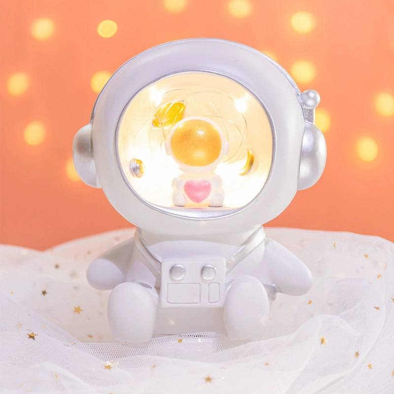 Astronaut night light (Nordic) piggy bank, LED bedroom lamp, cute birthday gift
