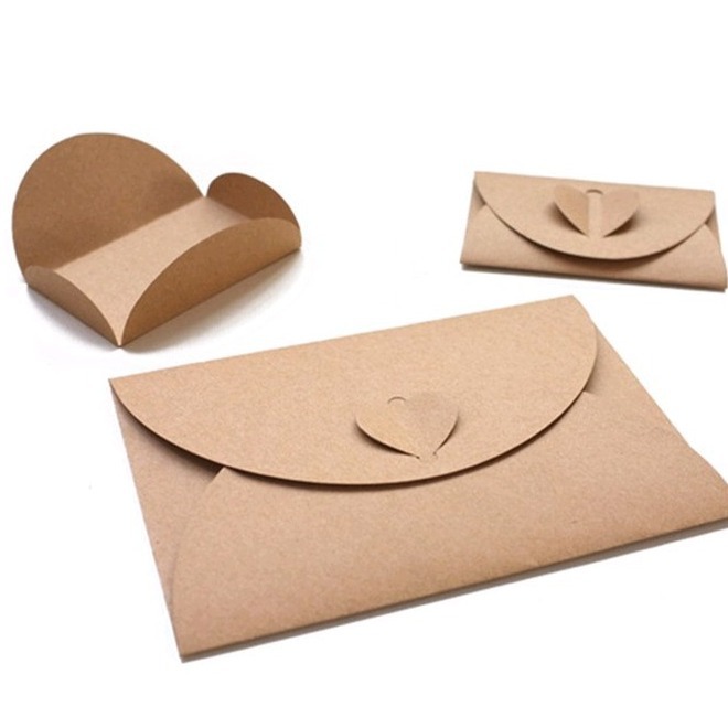 Retro de estilo europeo amor hebilla sobre DIY amor mariposa gran tamaño pequeño sobre de papel Kraft