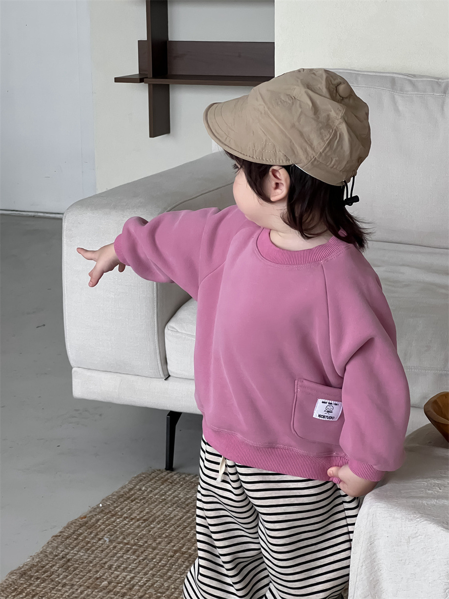 Ropa infantil de otoño y invierno ropa infantil coreana para niños con camisetas de terciopelo y pantalones a rayas gruesas para niñas ropa de invierno bebé