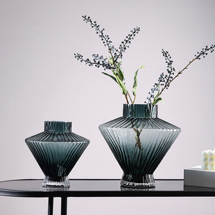 Scandinavian Normcore Stripesd Glass Vase Ornaments Modern Accessible Luxury Home Living Room Table Decoration Flower Arrangement Water Vase