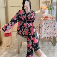 ���＾˯��Ů�L���_���Ҿӷ����A�tɫ���⴩�ɼ����bŮ����|