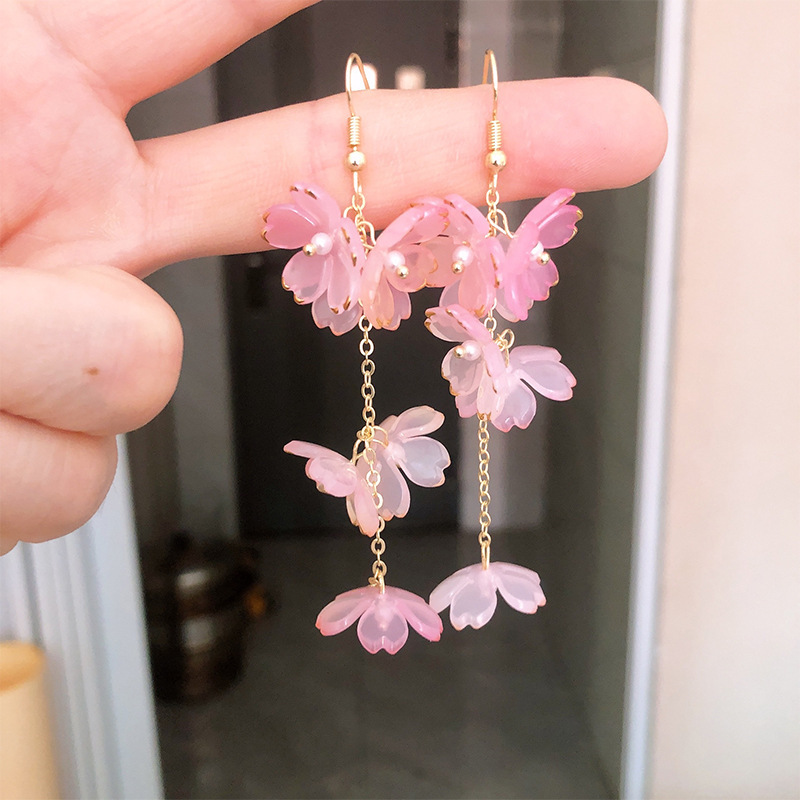 Super Fairy Flower Earrings Women's Long Tassel Simple Elegant Internet Popular Korean Niche Ear Hook 2024 New Fashionable Ear
