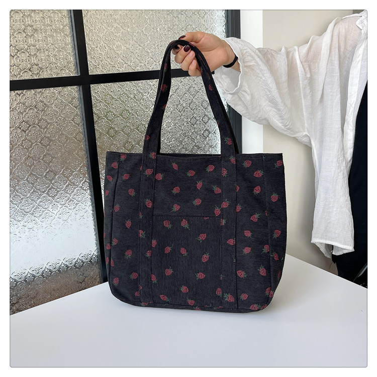 Women's Large Corduroy Strawberry Streetwear Sewing Thread Square Zipper Handbag display picture 9