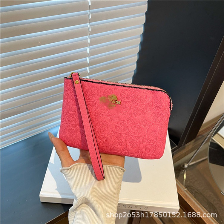 Bolso de cambio de dama de comercio exterior en 2025, bolso pequeño min. bolso de mano de nicho de Europa y América, pulseras.